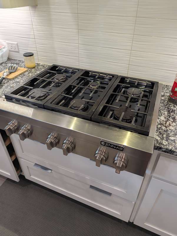 Jenn-Air 36 inch gas rangetop burner service, Southlake TX
